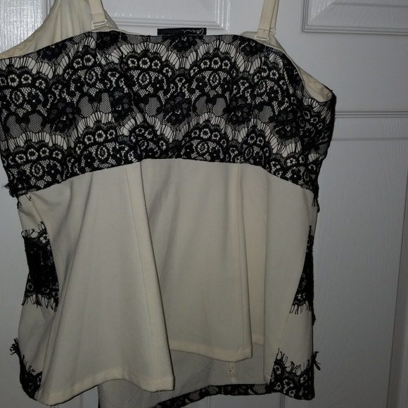 Camisole/crop top with straps - Picture 4 of 4